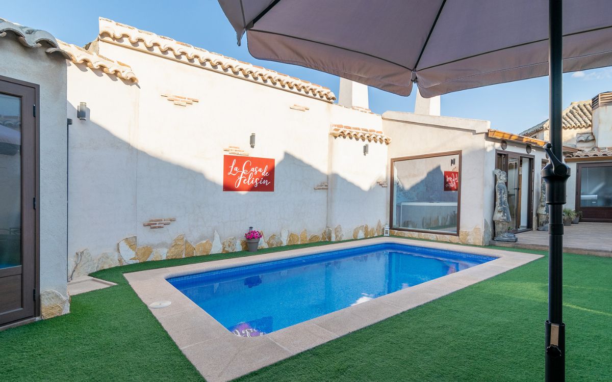 Alojamiento rural con piscina en Pulgar, uno de los pueblos pequeños de Toledo