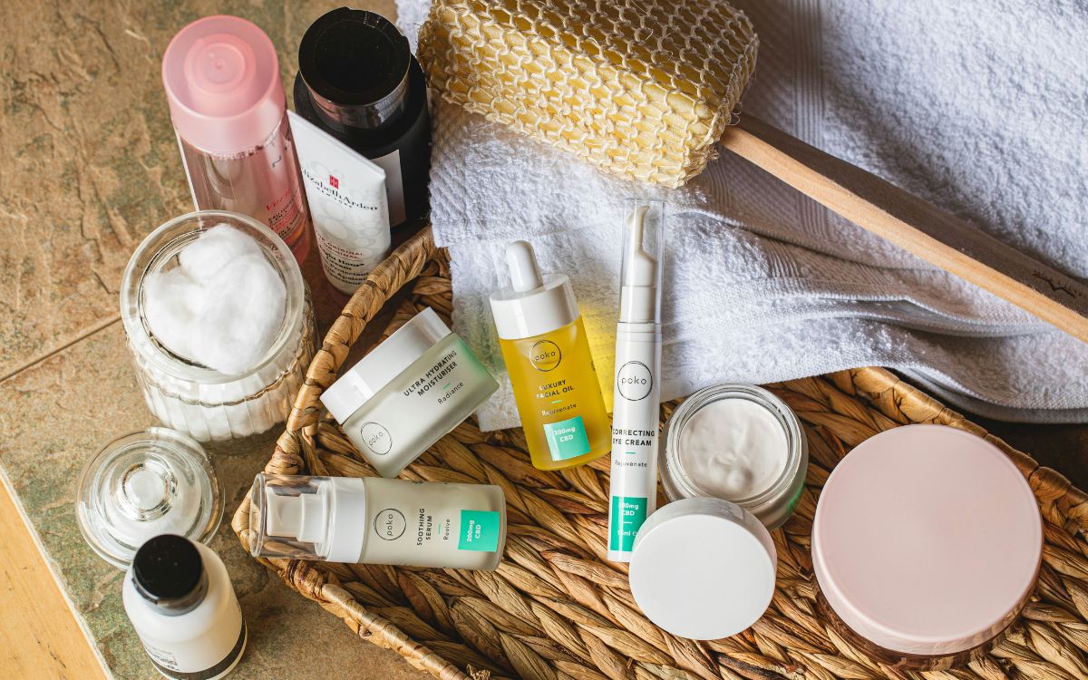 Productos de bienestar integral y cosmética para fomentar la autenticidad y el autocuidado